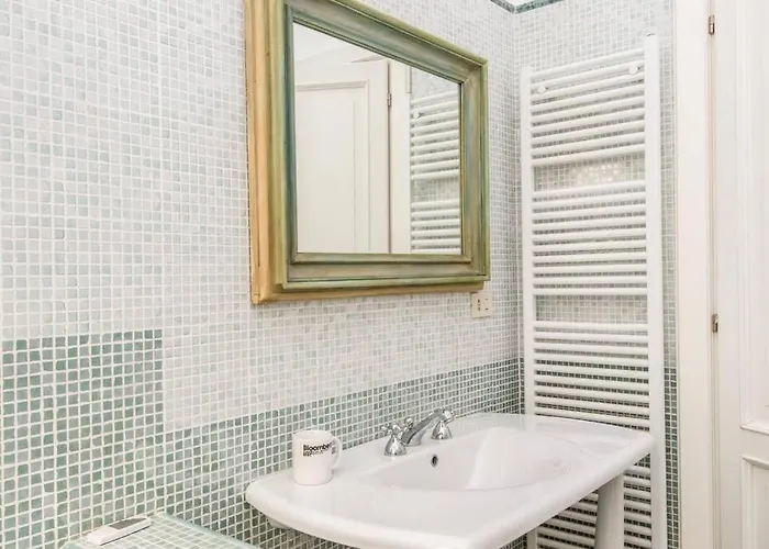 Vatican Large Comfortable Apartment