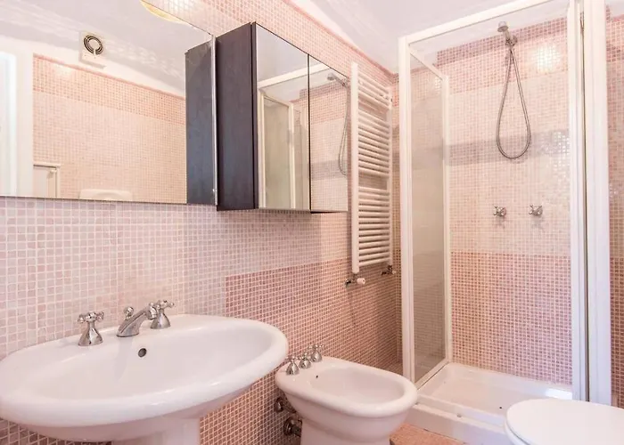 Vatican Large Comfortable Apartment Rom