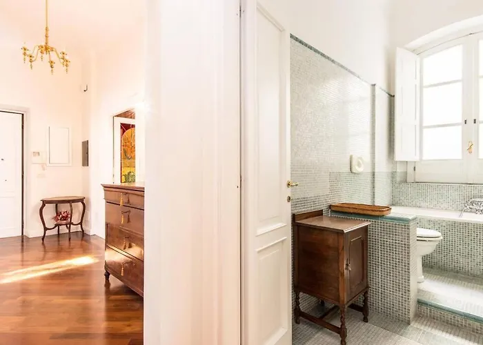 Vatican Large Comfortable Apartment